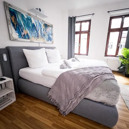Apartment ° Charming 24/7 Serviced °
